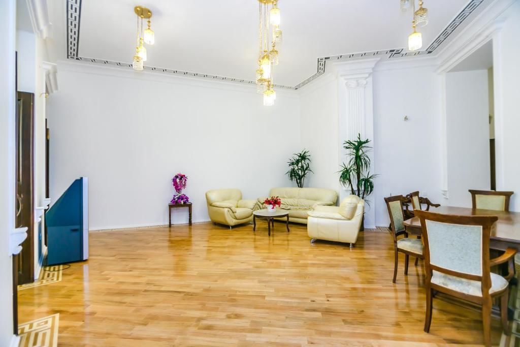 Апартаменты VIP APARTAMENT NIZAMI STREET Баку-50
