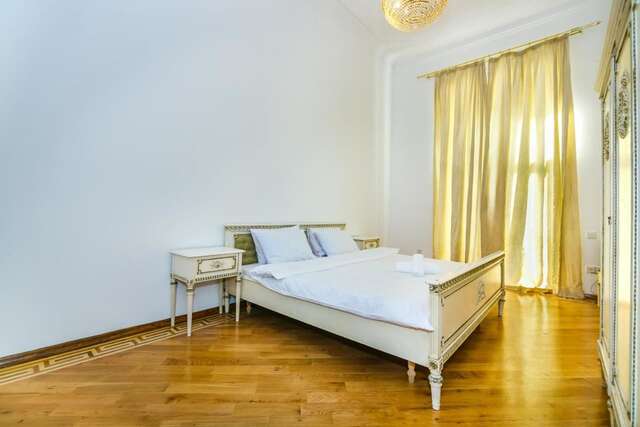Апартаменты VIP APARTAMENT NIZAMI STREET Баку-26