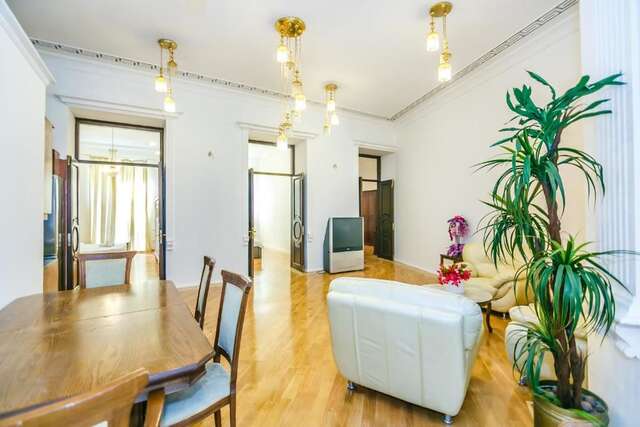 Апартаменты VIP APARTAMENT NIZAMI STREET Баку-66